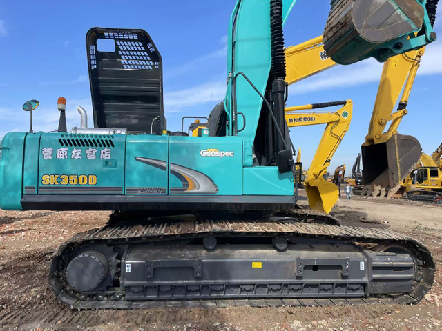 Excavadora de orugas Kobelco SK350D usada con motor Cummins en buenas condiciones